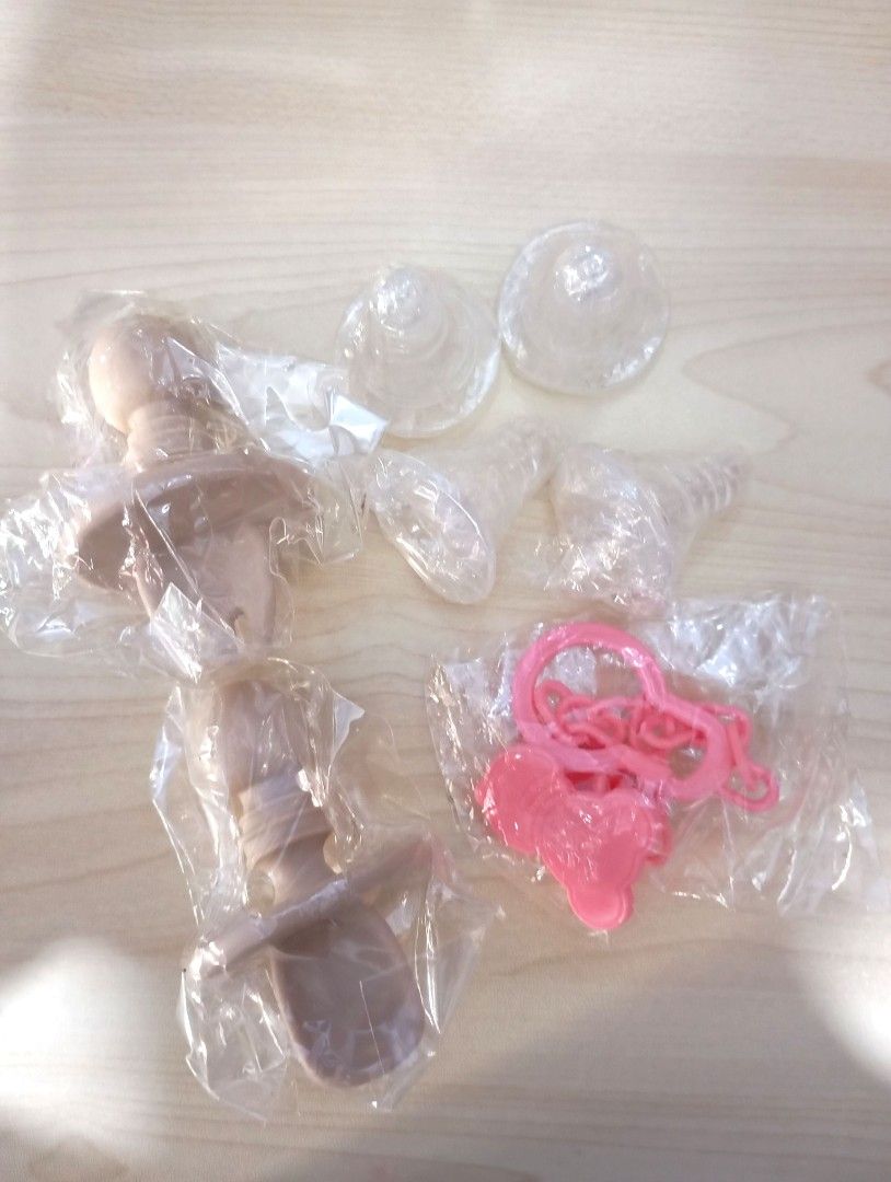 Baby Spoon & Fork Set Nipple Silicon Bundle (Category: Soothers & Pacifiers) located in Quezon City. Submitted by ana-chan (Listing ID 1417860593, Image 1). Description: take all.