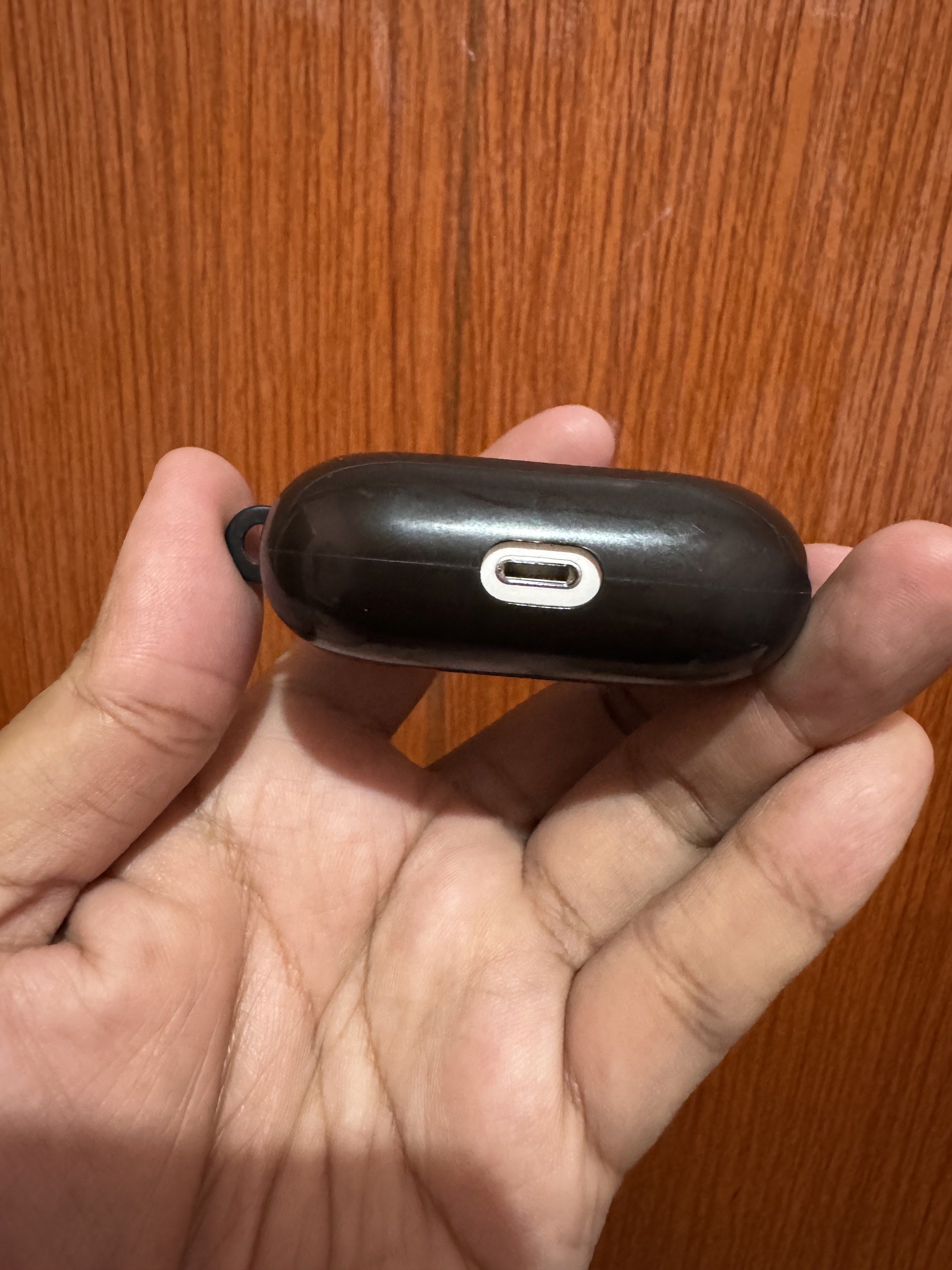 Casetify case for AirPods Pro Gen 1 & 2 (Category: Cases & Sleeves) located in Dasmarinas. Submitted by markusi22 (Listing ID 1417814278, Image 3). Description: .
