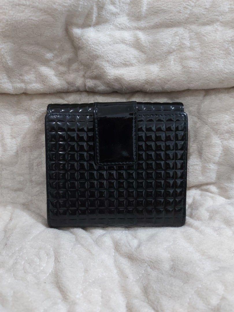 CHANEL SMALL WALLET (Category: Luxury Bags & Wallets) located in Tagum. Submitted by padaslydia82022 (Listing ID 1417945357, Image 2). Description: .