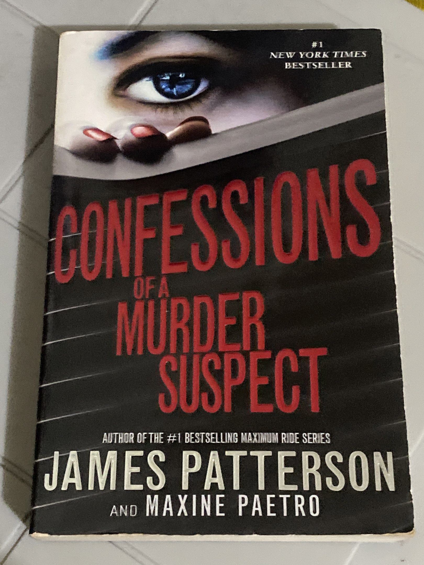 Confessions of a Murder Suspect by James Patterson, Hobbies & Toys ...