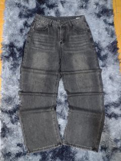 (Category: ) located in . Submitted by keepthrift15 (Listing ID 1417846060, Image 1). Description: .