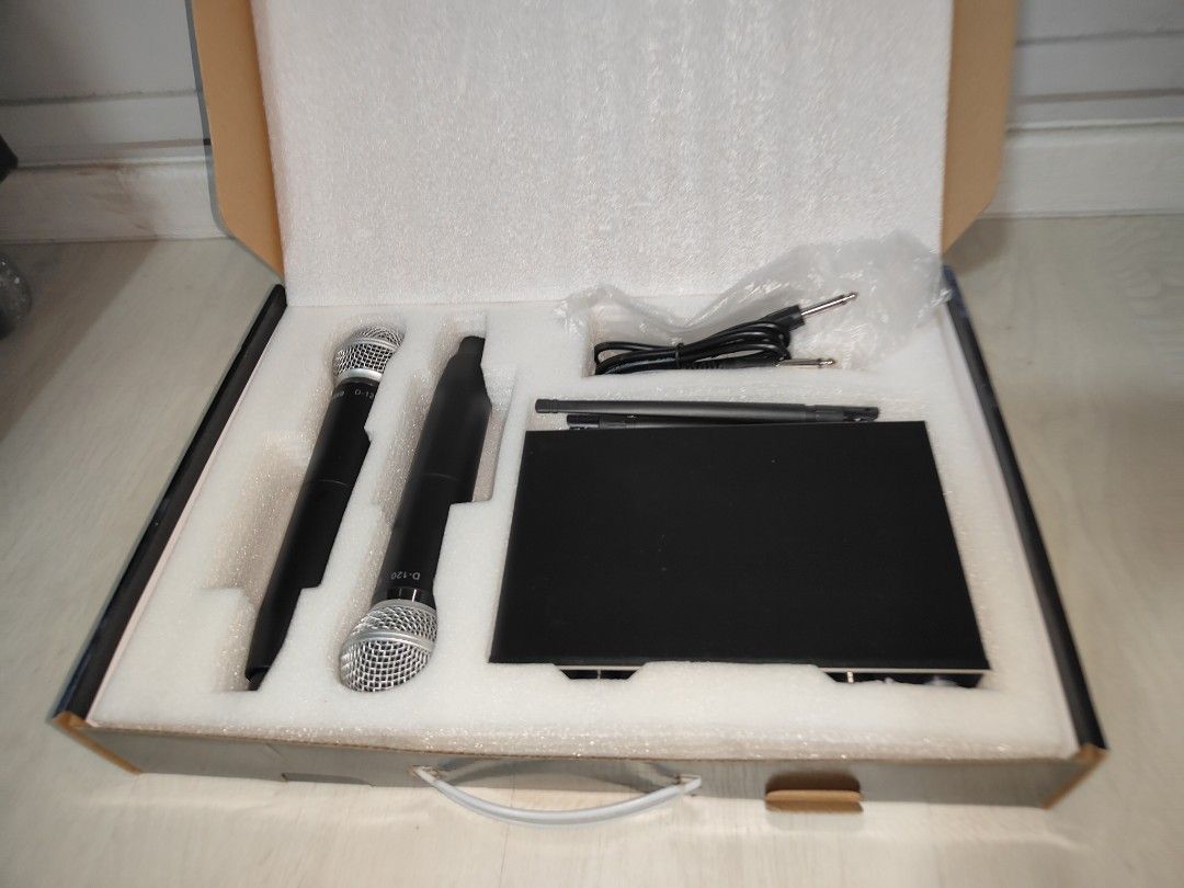 Wireless Microphone Speaker65561051858306113