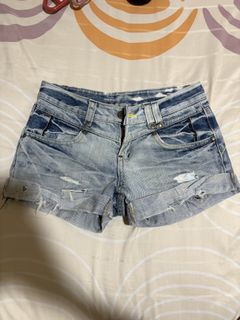 (Category: ) located in . Submitted by chacharz (Listing ID 1417872126, Image 1). Description: .
