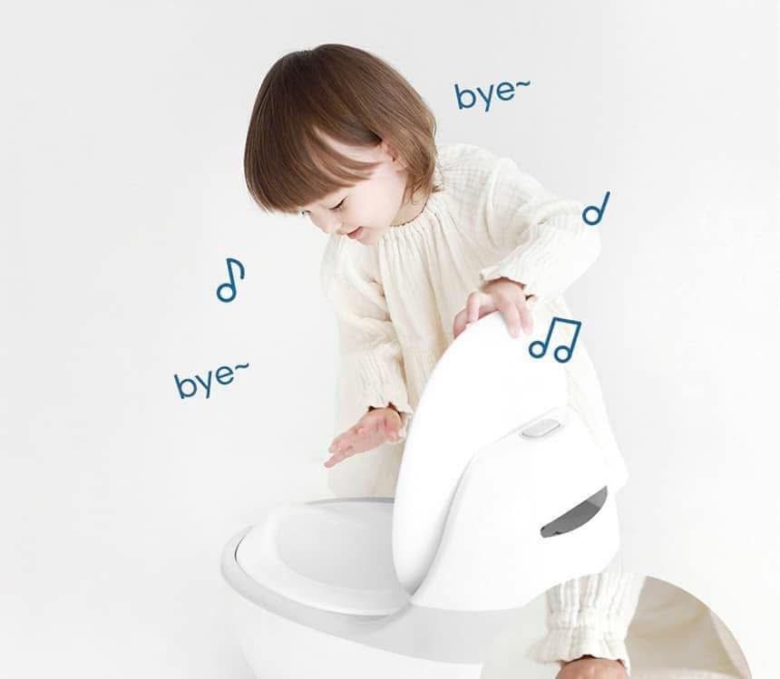 Duri Potty Trainer (Category: Toilet Training) located in Cebu City. Submitted by bellababystuffcebu (Listing ID 1417827040, Image 2). Description: Duri Potty Trainer Preloved in Like New Condition Please see video for reference https://fb.watch/EEiwSmmlJ5/? #pottytraining #PottyTrainer #pottyforsale #kidspotty PICK UP TALISAY DELIVERY | SHIPPING BUYERS EXPENSE COD AVAILABLE via Grab Lalamove and Maxim.