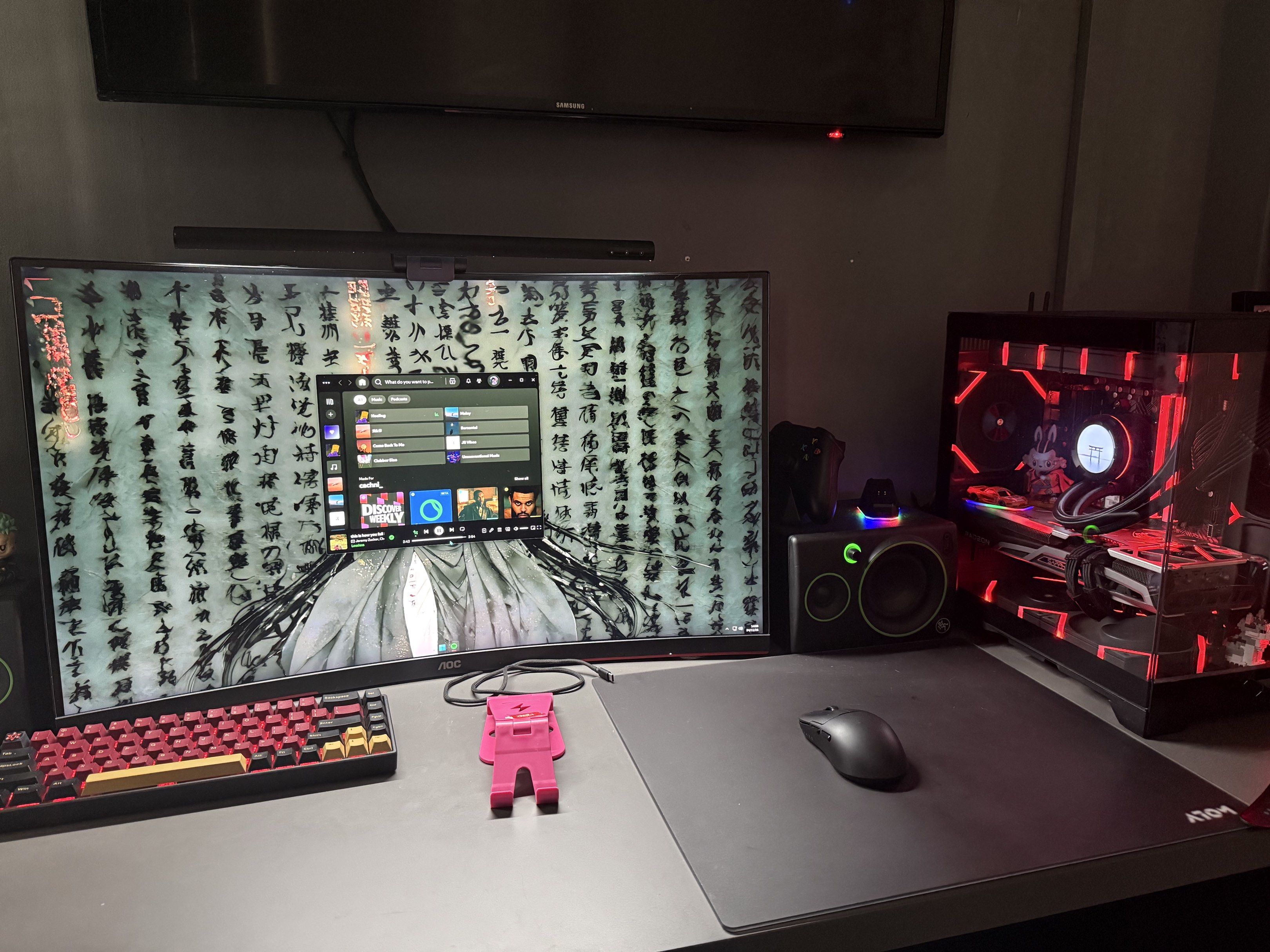 Gaming Set Up with mouse, keyboard and mousepad65561098652161110