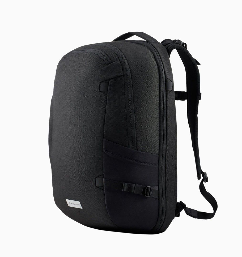 Heimplanet Transit Line Travel Pack 28L (Category: Backpacks) located in Iba. Submitted by hustlepicks28 (Listing ID 1417993350, Image 3). Description: Heimplanet Transit Line Travel Pack 28L Capacity: 28L Dimensions: L50 x H32 x W19cm Weight: 1520g Condition: (10/10) (Excellent to New) Color Condition: (10/10) (Color may vary due to lighting.) Price: ₱7,850.00 Can be shipped nationwide..