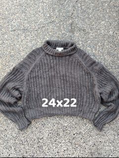 (Category: ) located in . Submitted by trendythrifts (Listing ID 1417932728, Image 1). Description: .