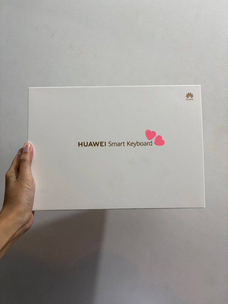 Huawei Smart Keyboard (Category: Computer Keyboard) located in Manila. Submitted by celendipity (Listing ID 1417854955, Image 1). Description: Huawei MatePad 11.5 Smart Keyboard This is an extra accessory at home, price is negotiable. Loc: Taguig Meet up: Market! Market!.