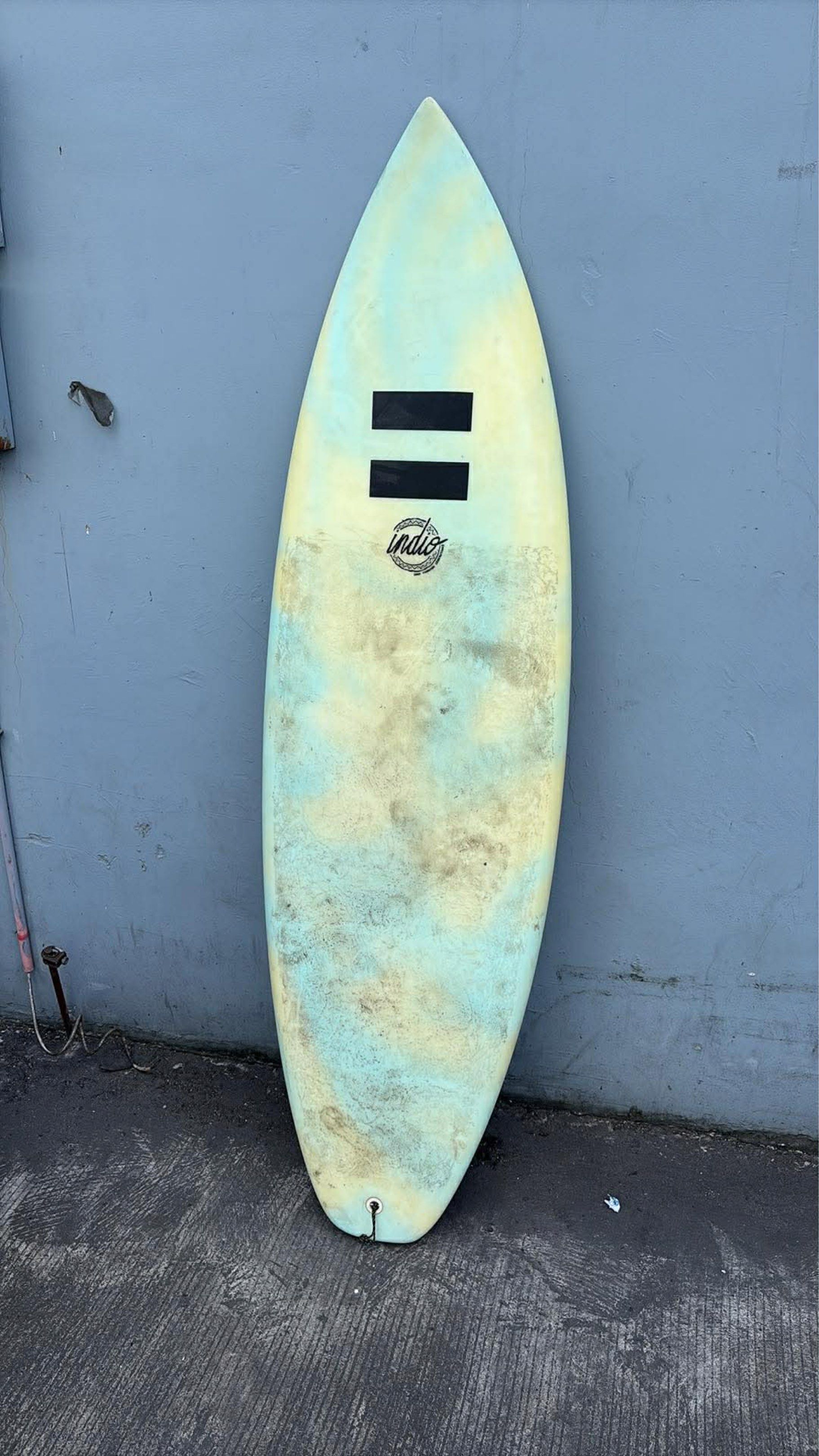 Indo Surfboard 5’9 (Category: Other Sports Equipment and Supplies) located in Calamba. Submitted by japanitems18 (Listing ID 1417938583, Image 1). Description: .