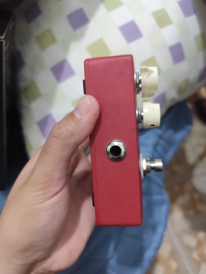 JOYO Deluxe Crunch Effect Pedal (Category: Musical Instruments) located in Cavite. Submitted by mavi.gif (Listing ID 1417888226, Image 2). Description: - JOYO Deluxe Crunch effect pedal - Controls: Pre, Drive, Tone, Level - Input and output jacks - DC 9V power input - Comes with original box - Never been used.