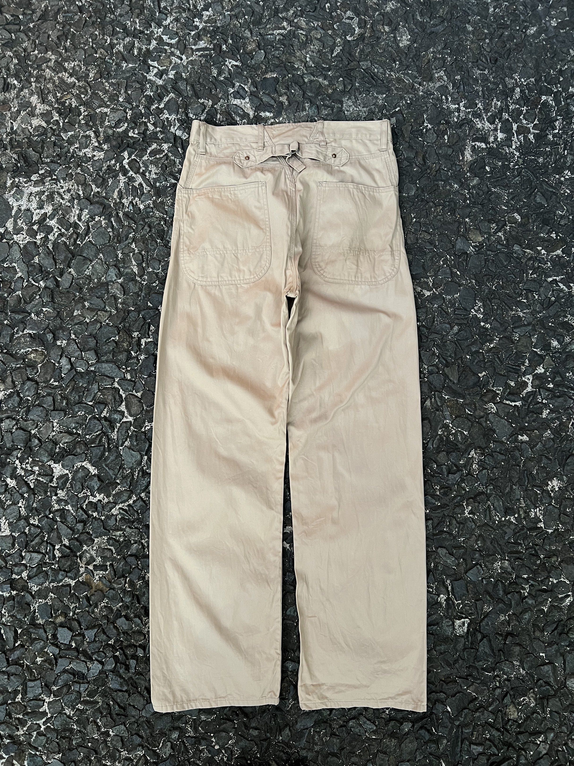Junya Watanabe Comme des Garcons MAN Chino pants (Category: Chinos) located in Quezon City. Submitted by shanks. (Listing ID 1417918013, Image 2). Description: Junya Watanabe Comme des Garcons MAN Chino pants Size : Medium Dimensions : Length : 43.5 Inseam : 30 Leg opening : 9 Knee : 10 Thigh : 12 Front rise :12.5 Waistline : 32 No major issue.