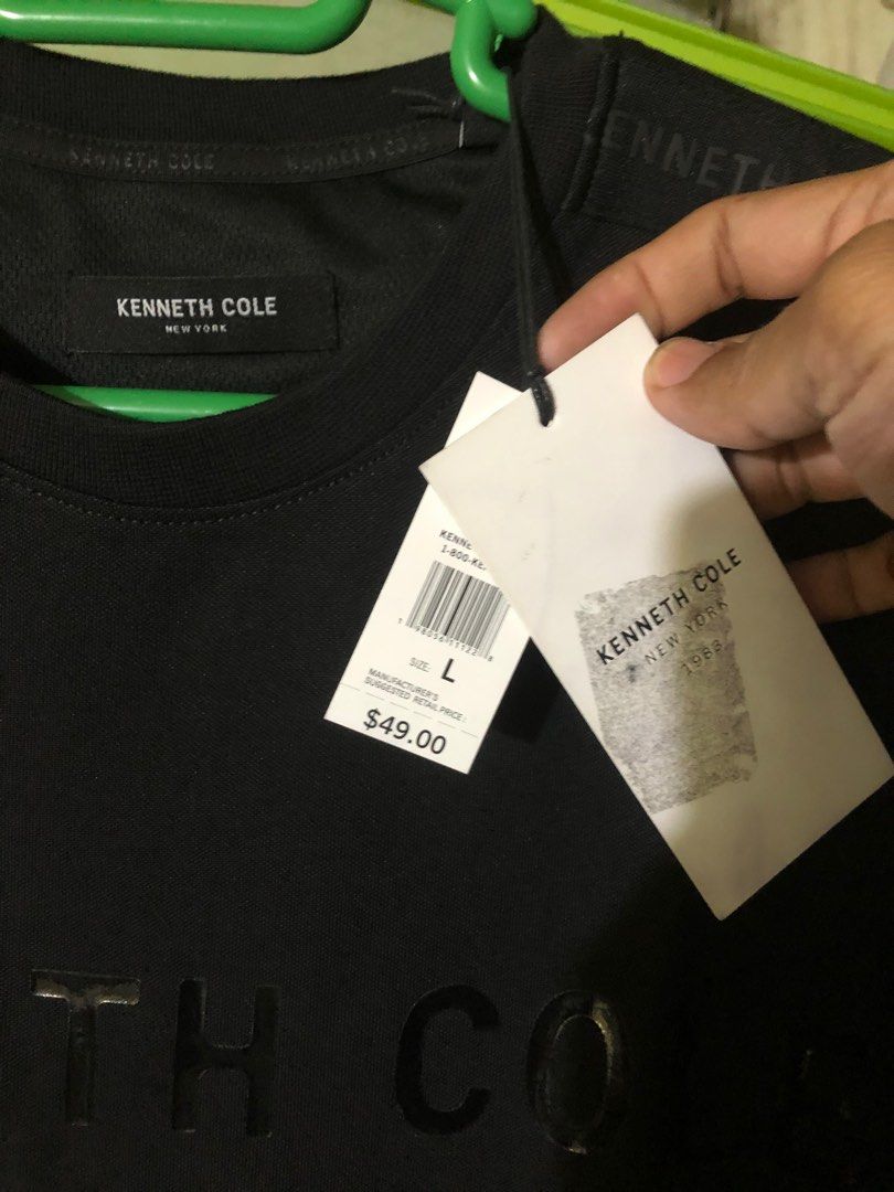 Kenneth cole t-shirt (black) (Category: Tshirts & Polo Shirts ) located in Batangas. Submitted by angello4 (Listing ID 1417898373, Image 3). Description: Kenneth cole t-shirt (black) size:large gift to me but Not decided to use wear IT.