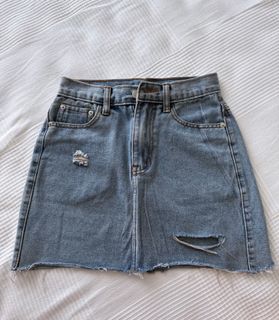 (Category: ) located in . Submitted by janicelim8 (Listing ID 1417915637, Image 1). Description: .