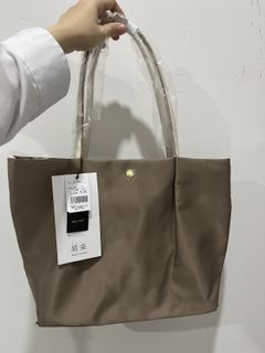 (Kategori: ) berada di . Dikirim oleh dinahn (ID iklan 1417818087, Gambar 1). Deskripsi: .