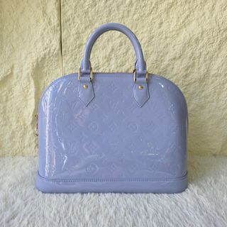 （分類：）位於 。 由 kellybanana 提交（商品編號 1417814766，圖片 1）。簡介： 。