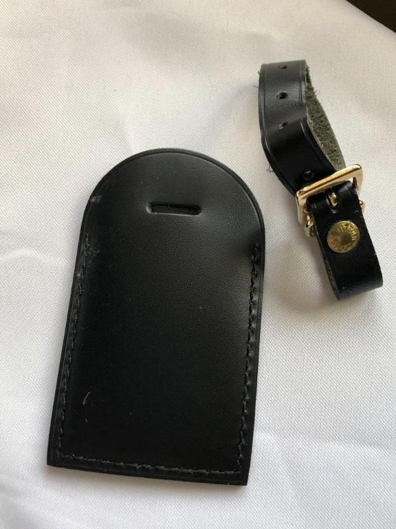 Louis Vuitton LV Leather Luggage Tag (Category: Luxury Accessories) located in Manila. Submitted by summercookie (Listing ID 1417847794, Image 2). Description: Pre-owned from my LV Bag Sold as is No inclusions.