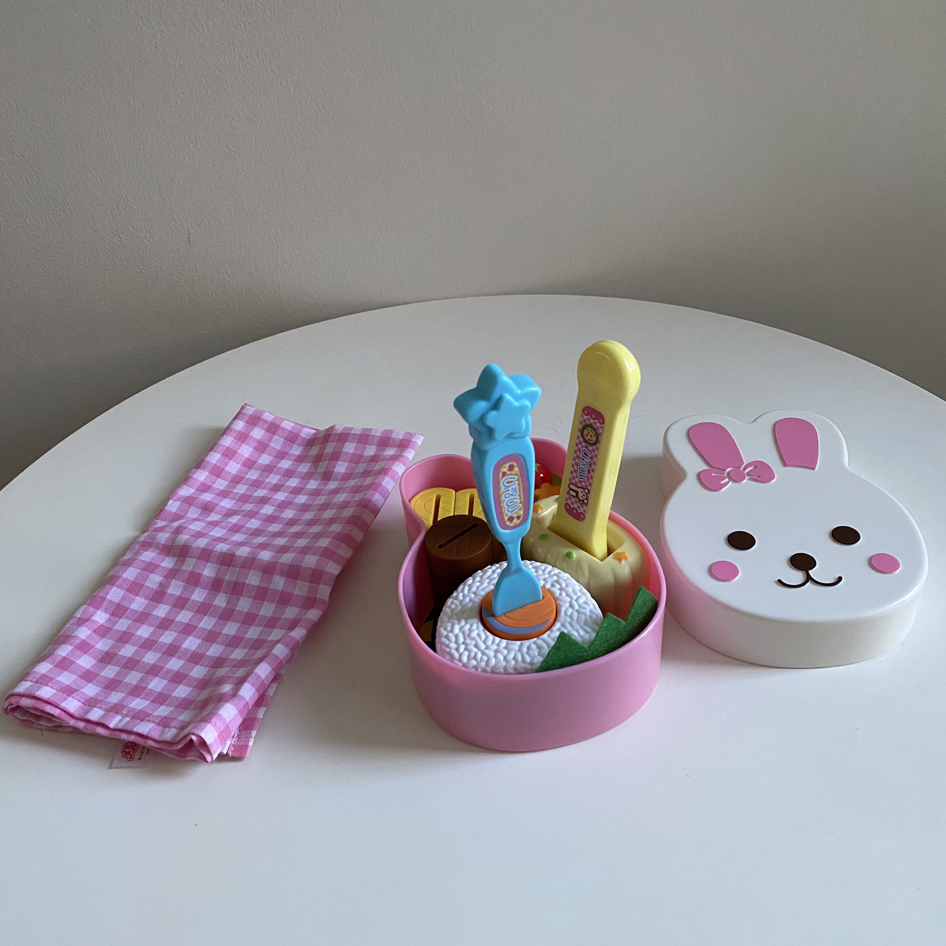 Mell Chan Picnic Bento Set Complete (Category: Infant Playtime) located in San Pedro. Submitted by jellybean.co (Listing ID 1417944563, Image 2). Description: .