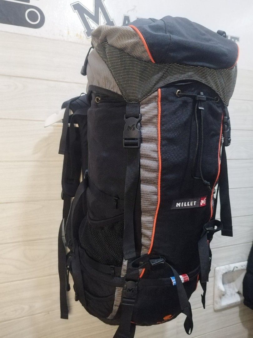 MILLET 45/55 LTRS HIKING BAG (Category: Backpacks) located in Sorsogon. Submitted by mang_thrift2 (Listing ID 1417968482, Image 3). Description: MILLETT HIKING BAG 45/55L NO RAIN COVER DESIGN EXCELLENT COND.