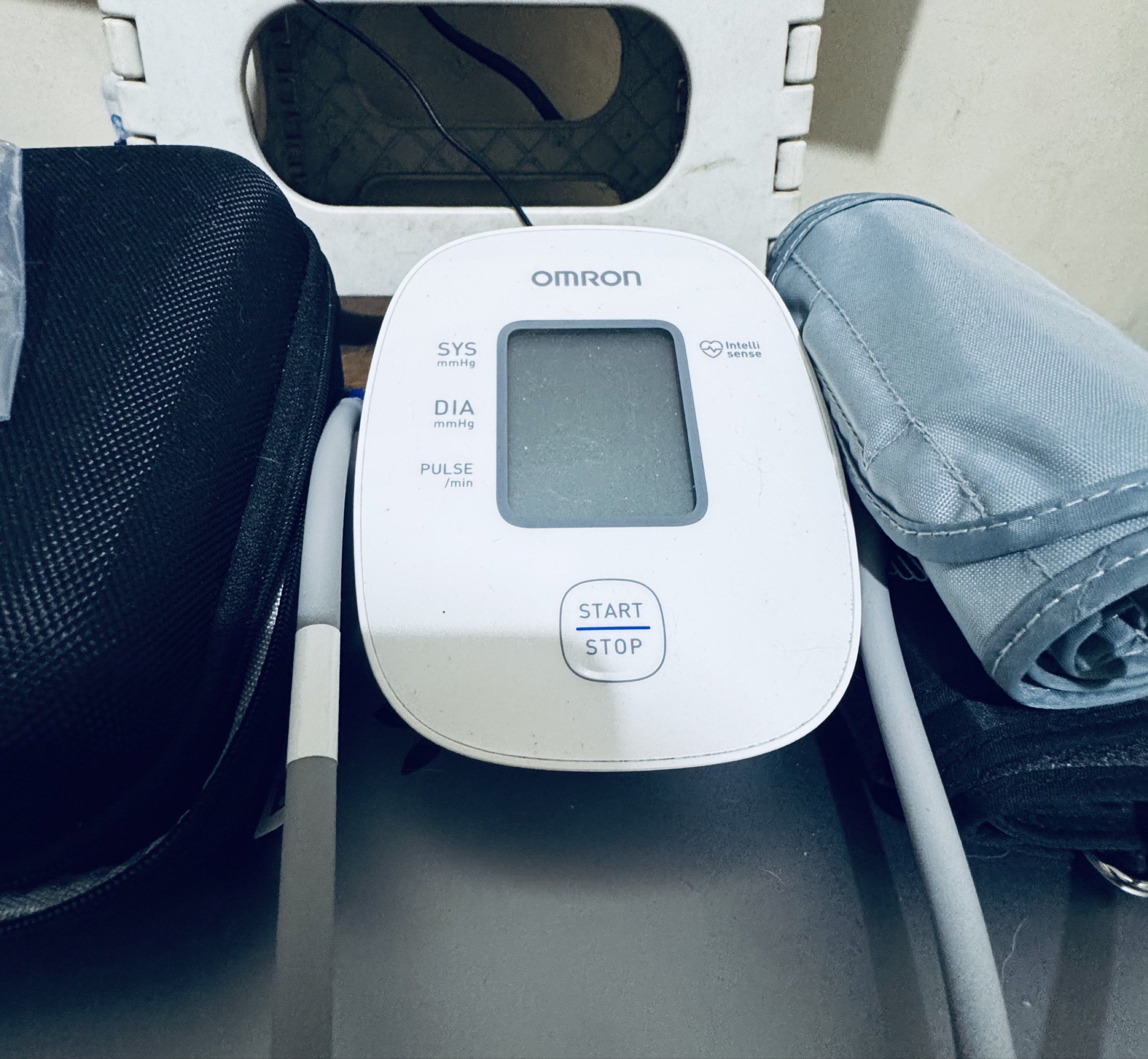 Omron Blood Pressure Monitor - RUSH! (Category: Health Monitors & Weighing Scales) located in Dinalupihan. Submitted by prelovedbygt (Listing ID 1417824661, Image 2). Description: - Omron blood pressure monitor - Includes cuff and carrying case - Digital display - Start/stop button - Portable and easy to store Inclusions: Omron BP Monitor (+Extra machine plugs) EVA-material Hard Case Omron 22-32cm Arm Cuff Omron 22-42cm Arm Cuff Fixed price. Rush
