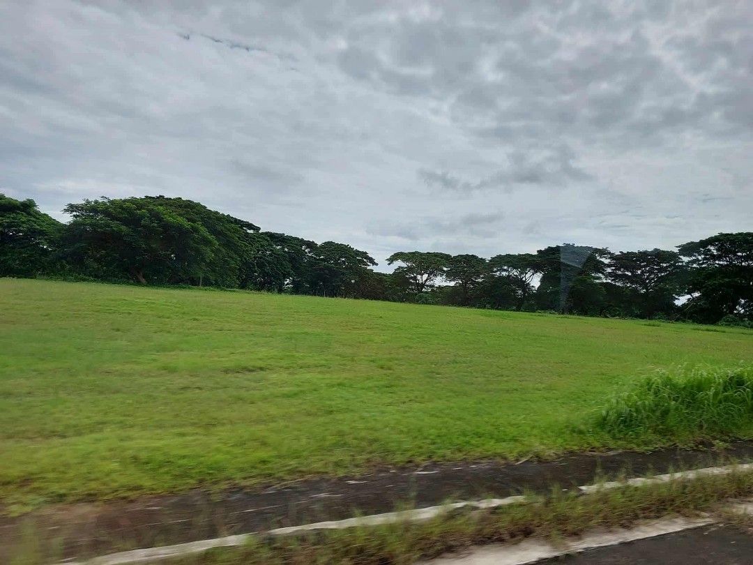 Orchard Residential Estates lot (Category: Lot) located in Bacoor. Submitted by mamyrn (Listing ID 1417823299, Image 1). Description: Lot for sale in Orchard Residential Estates Dasmarinas, Cavite Located near the Entrance gate of Villar City Nice location Near to De La Salle University Dasmarinas With few corner lots available 20% down payment with 20% discount then 80% bank loan or in-house financing Easy terms payment No hassle in documentatio