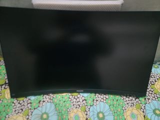 Philips curved 4K UHD monitor (31.5 inch)
