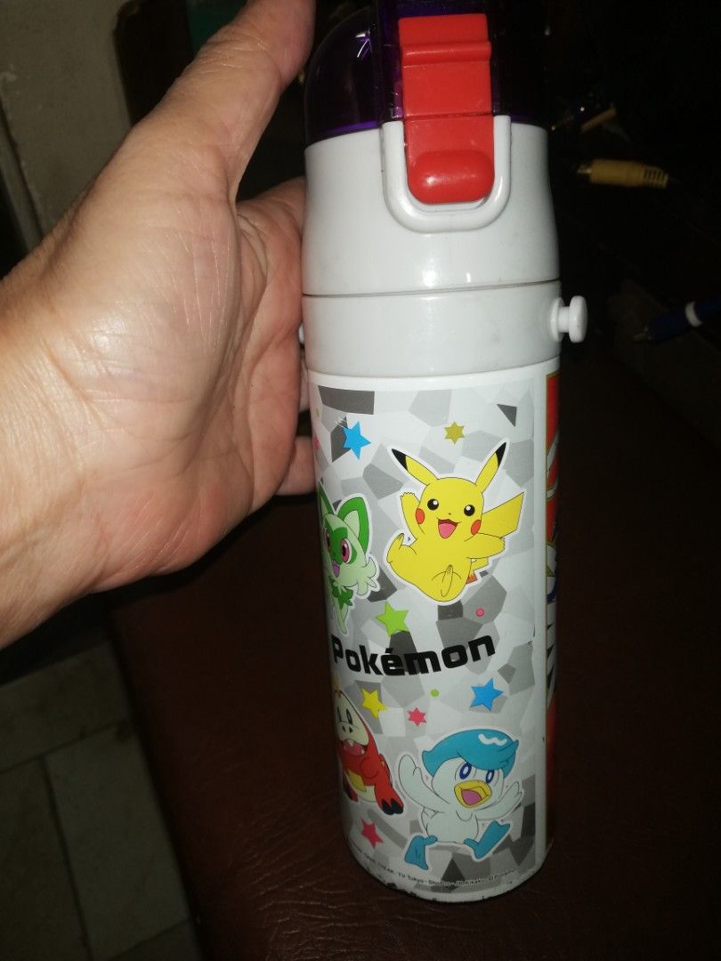 Skater Pokemon thermo flask, 470ml (Category: Water Bottles & Tumblers) located in Paranaque City. Submitted by 4thestate.surplusan (Listing ID 1417835612, Image 3). Description: Lightly used pokemon thermo,.