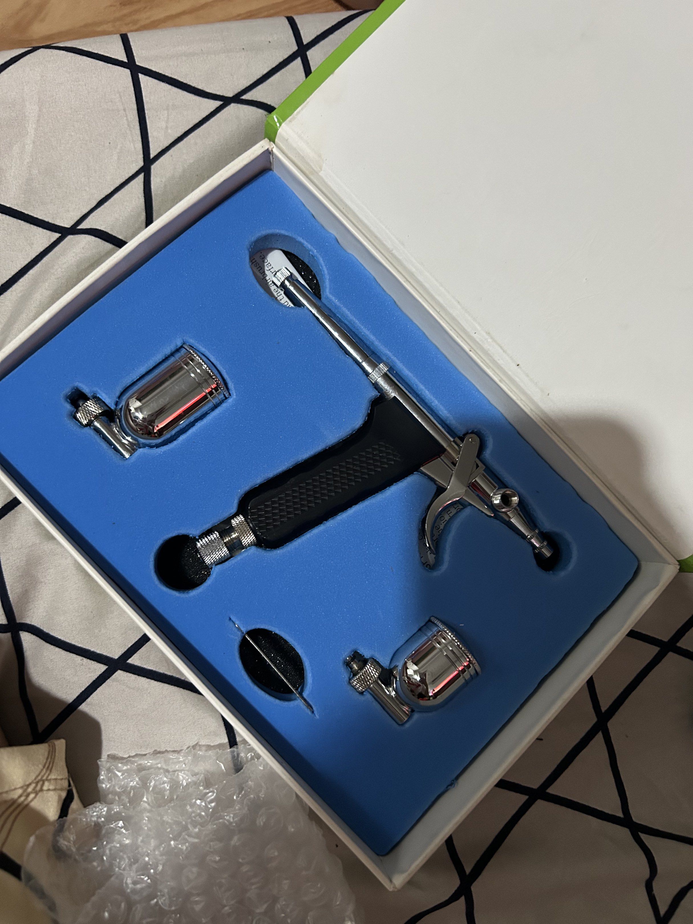 Professional Air Brush Kit TG168 (Category: Craft Supplies & Tools) located in Valenzuela. Submitted by chrssl (Listing ID 1417832349, Image 2). Description: .