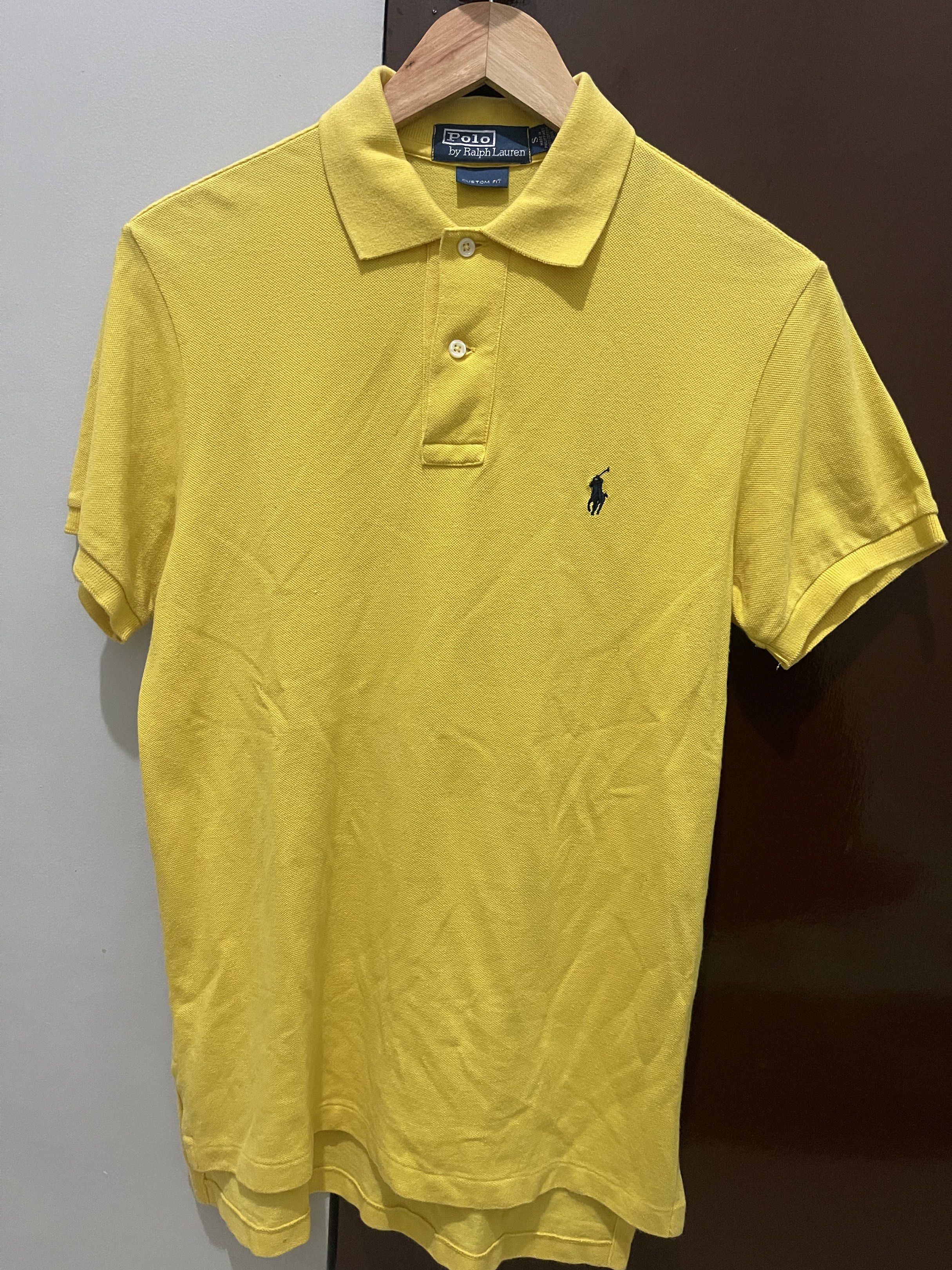 Ralph Lauren Polo Shirt Small (Category: Tshirts & Polo Shirts ) located in Batangas. Submitted by jomajomastuff (Listing ID 1417955974, Image 1). Description: FOR SALE ‼️‼️‼️ Ralph Lauren Yellow Polo shirt Size Small on tag 100% authentic 26/28 length, 17.5-18 width Verygood condition Color rate 9/10 Color may vary due to camera and lighting ₱600 Malvar Batangas location Gcash payment J&T Courier.