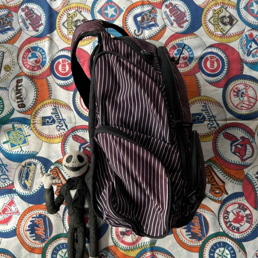 Reebok Striped Backpack multi Pockets (Category: Backpacks) located in Naga. Submitted by ErbsXBudolstuff (Listing ID 1417911185, Image 3). Description: Dm Php 880 Reebok multi Pockets Backpack Length 16 inc Width 12 inc 8 pockets Very good condition Small stain paint No Fade No Hole Zipper buckle's working.
