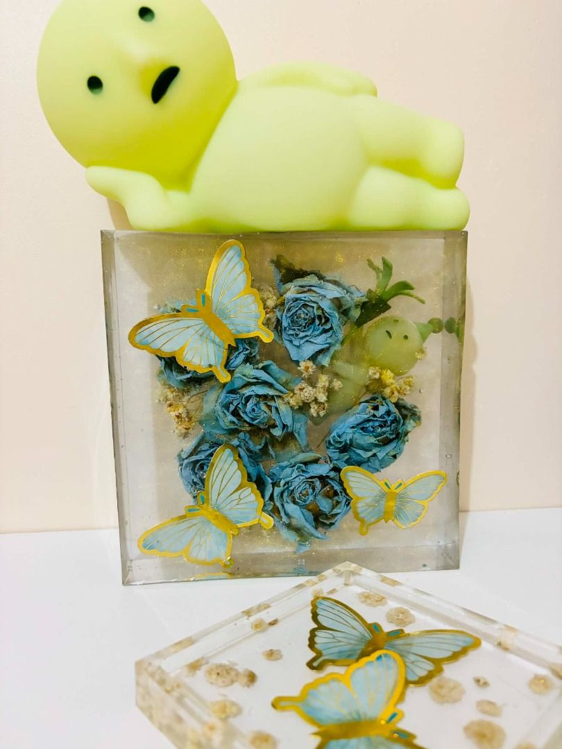 Resin Flower Bouquet Preservation (Category: Flowers & Bouquets) located in Taguig. Submitted by river.bee (Listing ID 1417981899, Image 1). Description: Preserved bouquets from your special occasions! 🌸 Weddings 🌸 Debuts 🌸 Anniversaries 🌸Birthdays 🌸 Newborn memorabilia 🌸Any occasion! We create: 🌸 Resin block (bestseller ✨) 🌸 Coasters 🌸 Pendants 🌸 Rings 🌸 Paperweights 🌸And many more designs! .