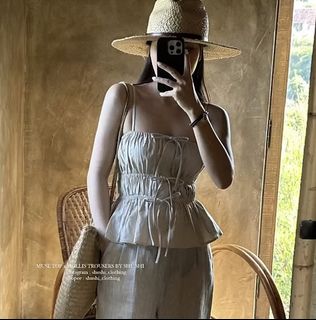(Category: ) located in . Submitted by prettylittlethingsss (Listing ID 1417888780, Image 1). Description: .