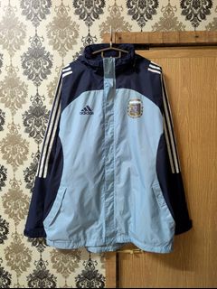 (Category: ) located in . Submitted by uniqlo.under.rm80 (Listing ID 1417843589, Image 1). Description: .