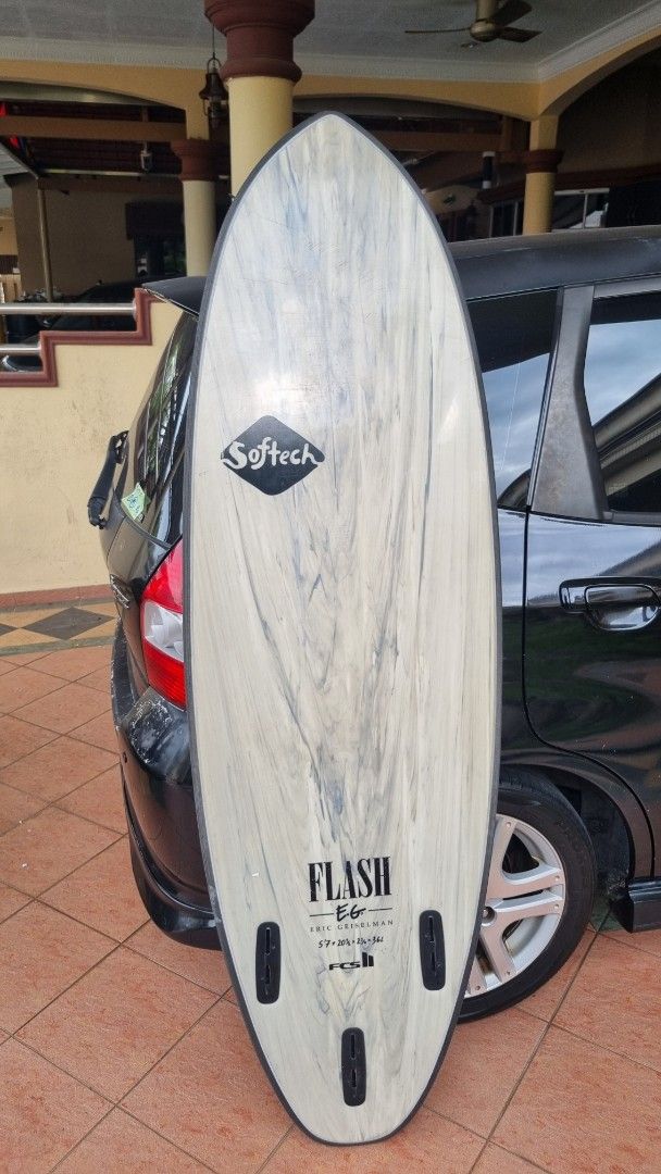 Softech surfboard (Category: Water Sports) located in Kuala Lumpur. Submitted by zarithdaniel (Listing ID 1417816696, Image 1). Description: Softech suurfboard shortboard soft top good board for beginer with out fins price - RM480.00 only.