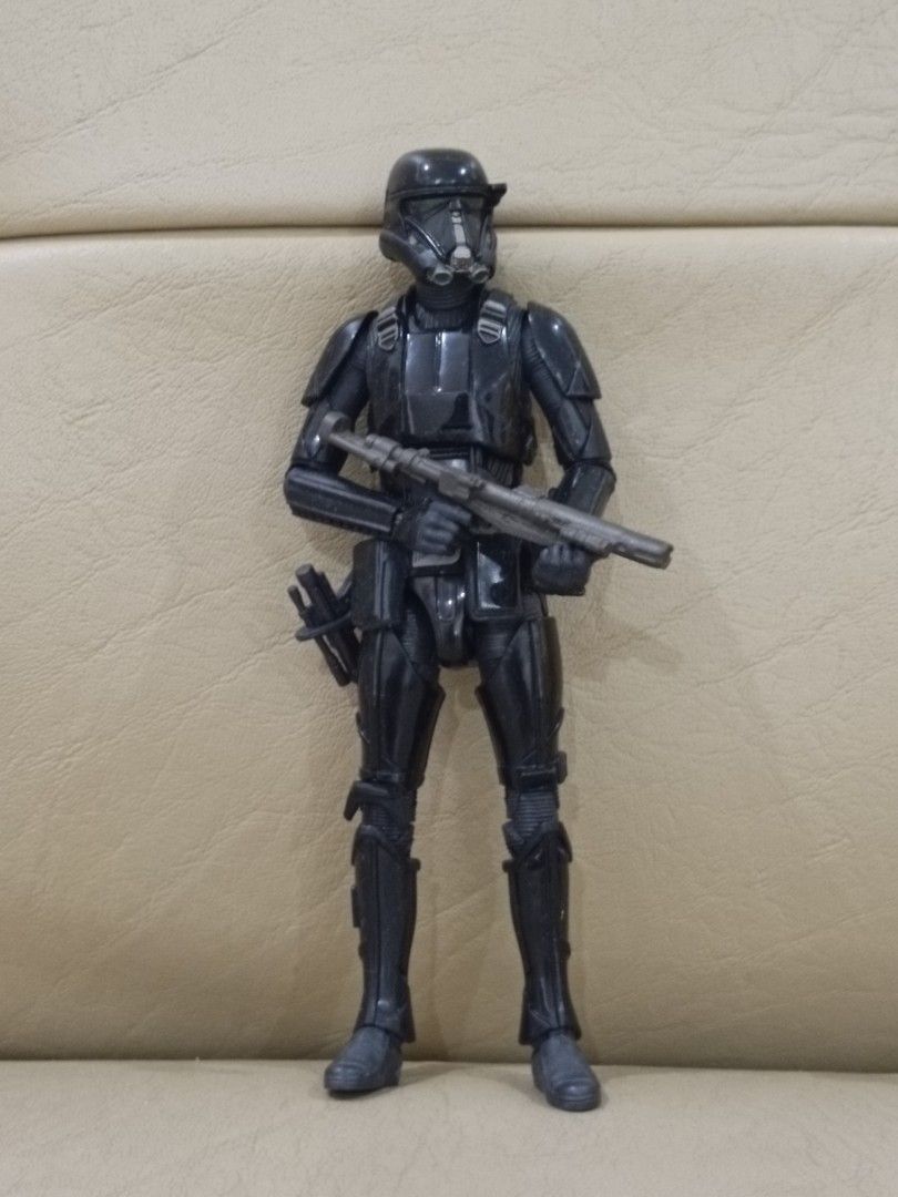 Star Wars Black Series Death Trooper (Category: Figurines & Statues) located in Lipa City. Submitted by toxmendoza (Listing ID 1417827975, Image 1). Description: 6 inch scale figure by Hasbro. No box. Can be shipped thru Flash express or LBC. Meet up around Lipa City..