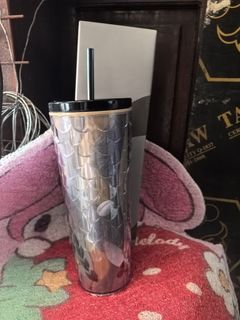 (Category: ) located in . Submitted by uptrendglam (Listing ID 1417865857, Image 1). Description: .
