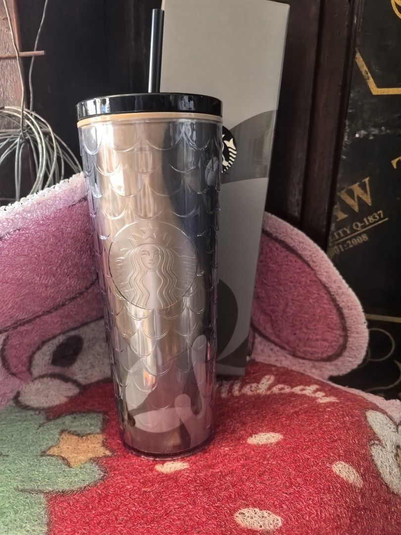 Starbucks tumbler with straw (Category: Everything Else Others) located in Quezon City. Submitted by uptrendglam (Listing ID 1417865857, Image 2). Description: Starbucks tumbler release last December 2025, brand new with box..