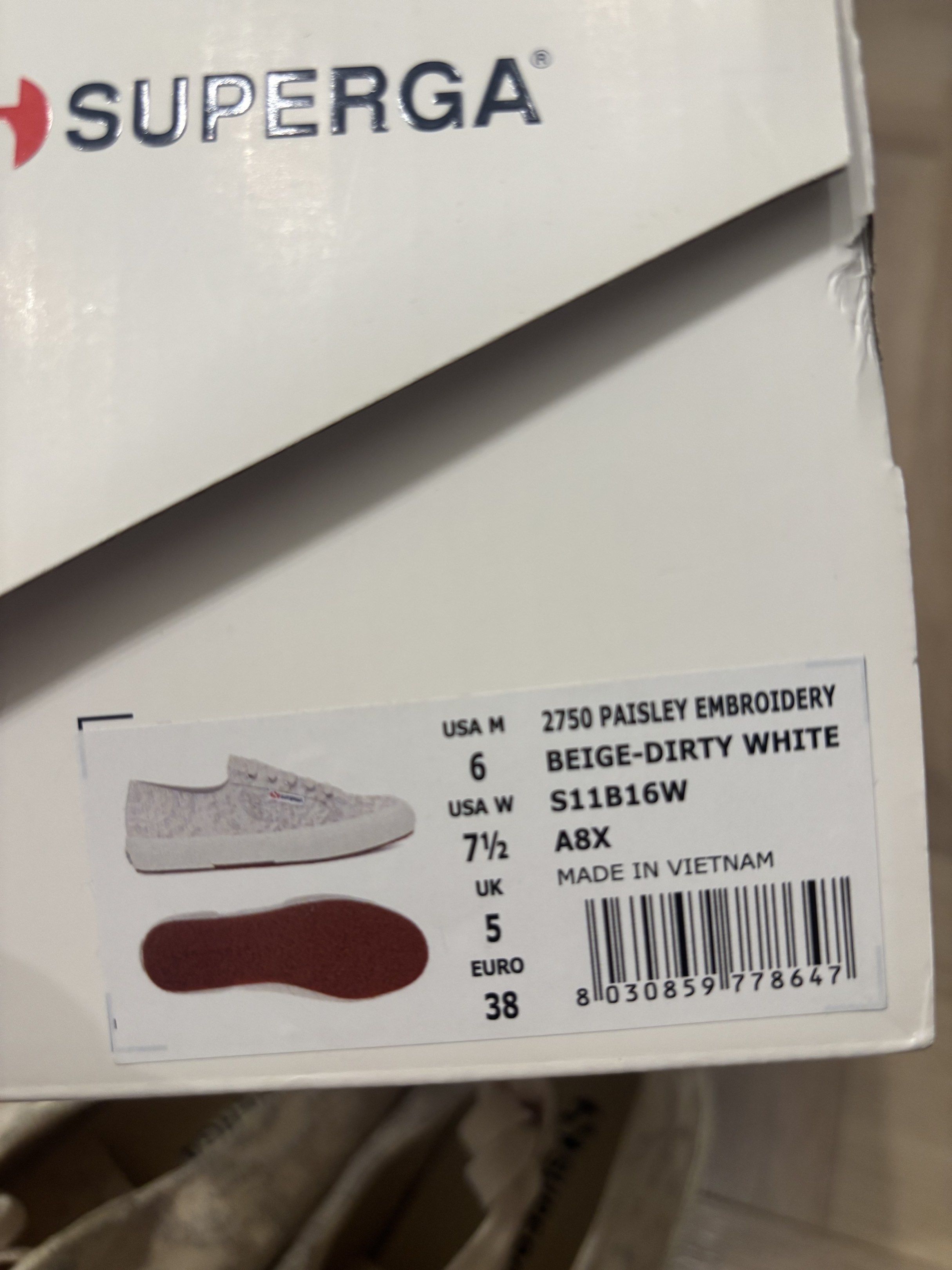 Superga 2750 Paisley Embroidery Beige Dirty White (Category: Sneakers) located in Singapore. Submitted by mutawadi.sg (Listing ID 1417893835, Image 3). Description: - Brand new Superga 2750 Paisley Embroidery sneakers - Color: Beige Dirty White - Size: US W 7.5 / EUR 38 - Comes with original box - Made in Vietnam - Never worn, perfect condition - Stylish and comfortable for everyday wear Original price $129, selling at $50 only Self collect at 12