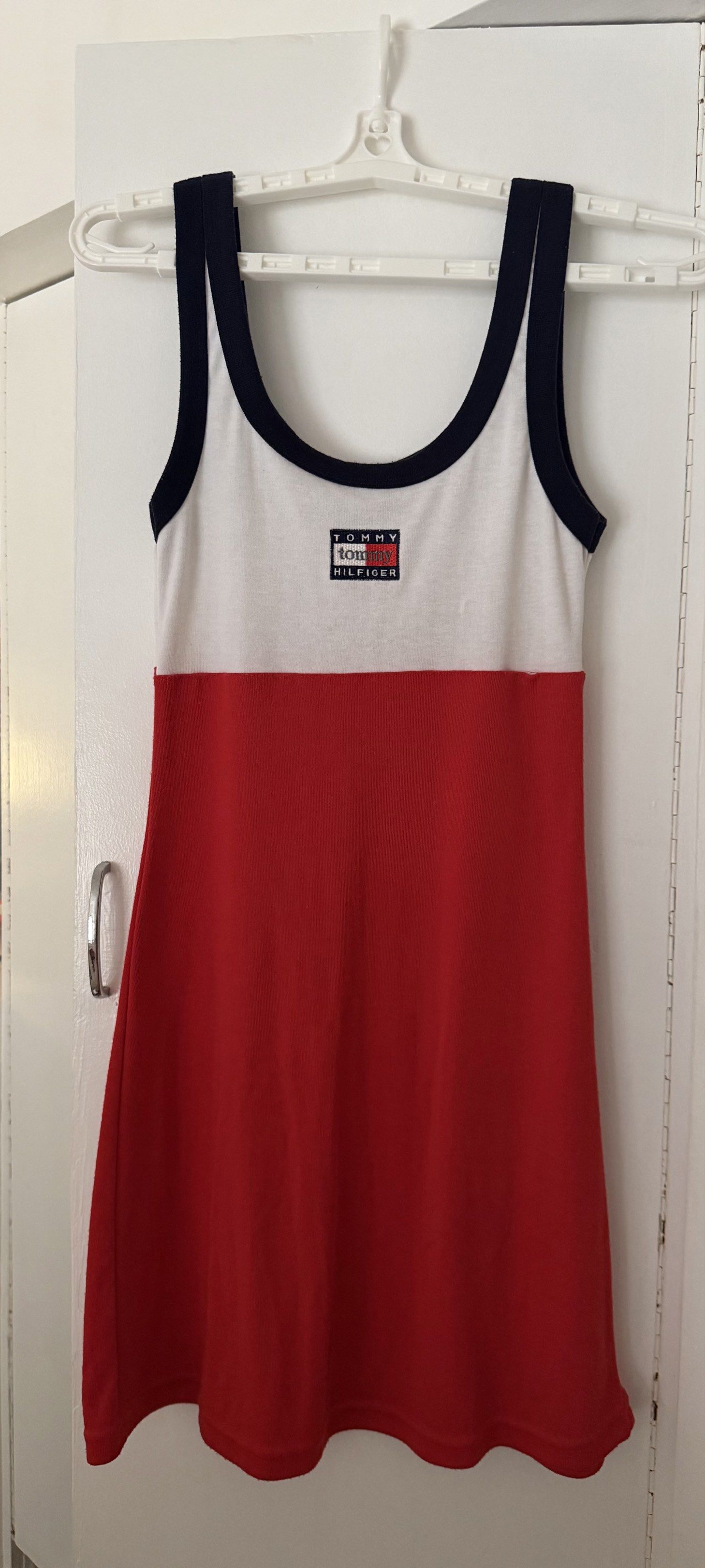 Tommy Hilfiger Sleeveless Dress (Category: Dresses) located in Quezon City. Submitted by aadcdlasells (Listing ID 1417854259, Image 1). Description: So sporty and chic, never been used. Apparently not my style..