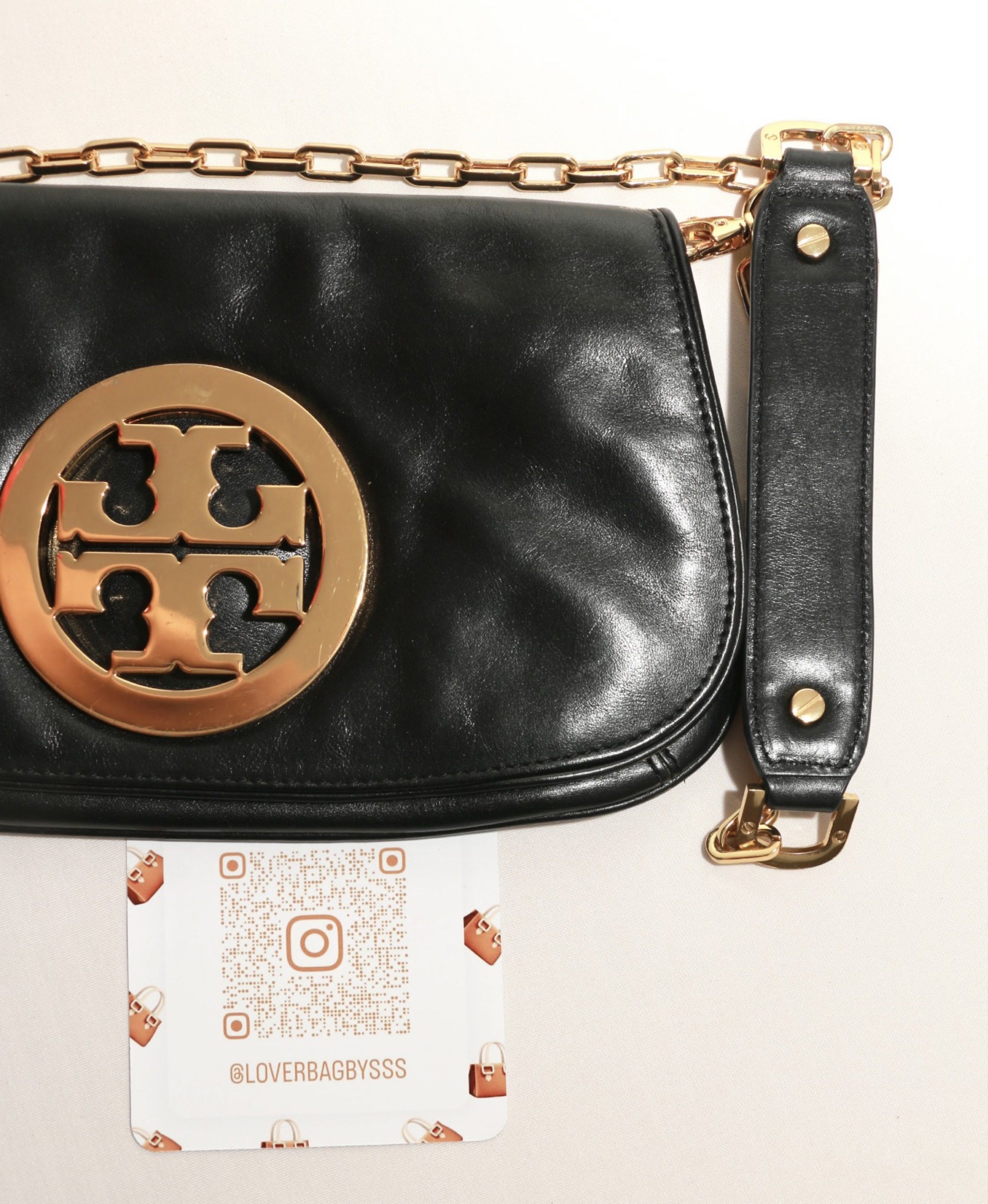 TORY sling (Category: Cross-body Bags) located in Batangas. Submitted by bagrx (Listing ID 1417939635, Image 2). Description: .