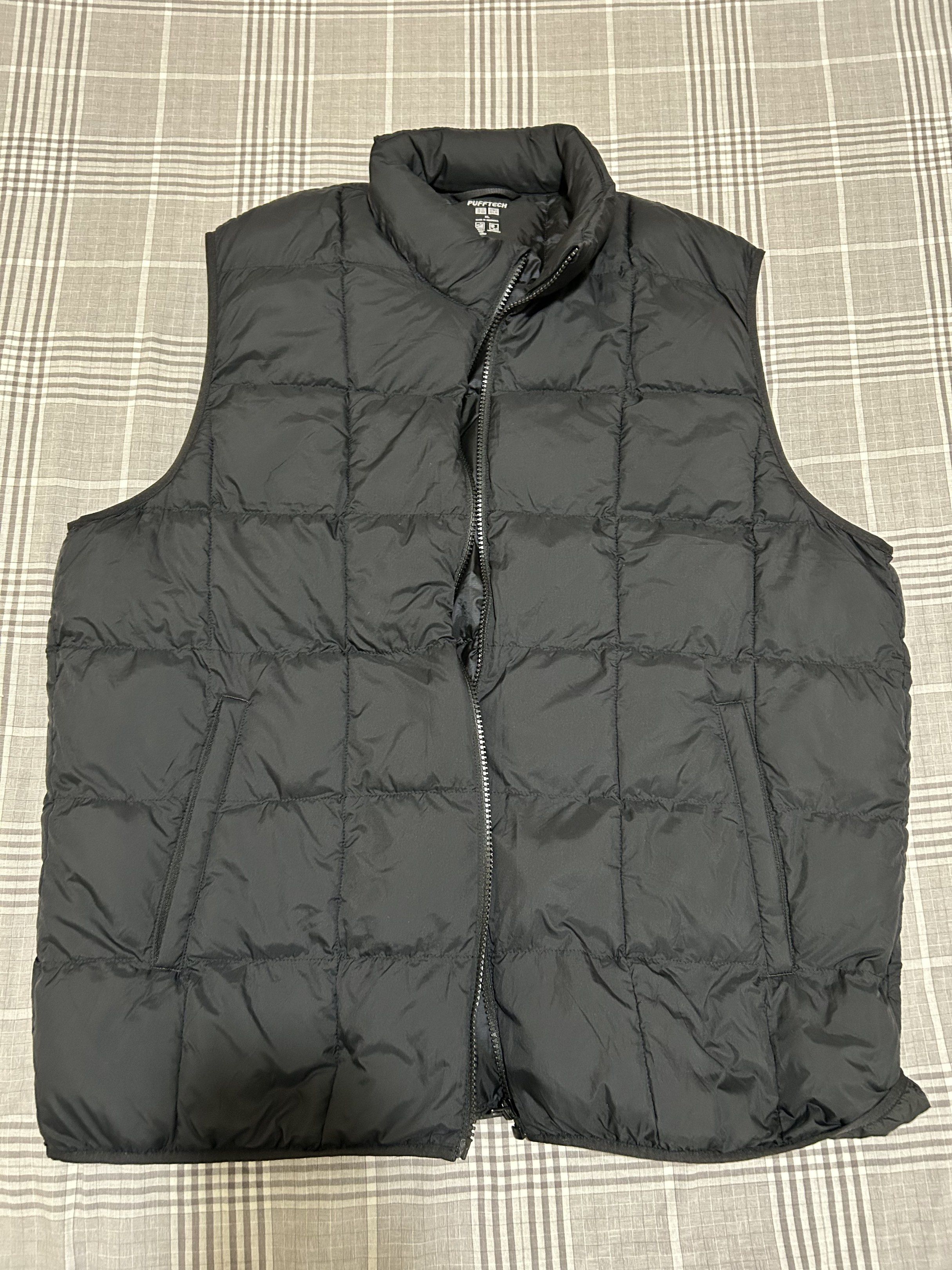 Uniqlo Pufftech Vest (Category: Vests) located in Quezon City. Submitted by declutter.er04 (Listing ID 1417967341, Image 3). Description: Use once last wk :) Will have bo vacation this year, need to dispose :) XL size is good for tallet guys 5'9-6' .