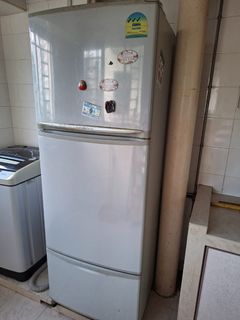 (Category: ) located in . Submitted by sanean (Listing ID 1417908779, Image 1). Description: .