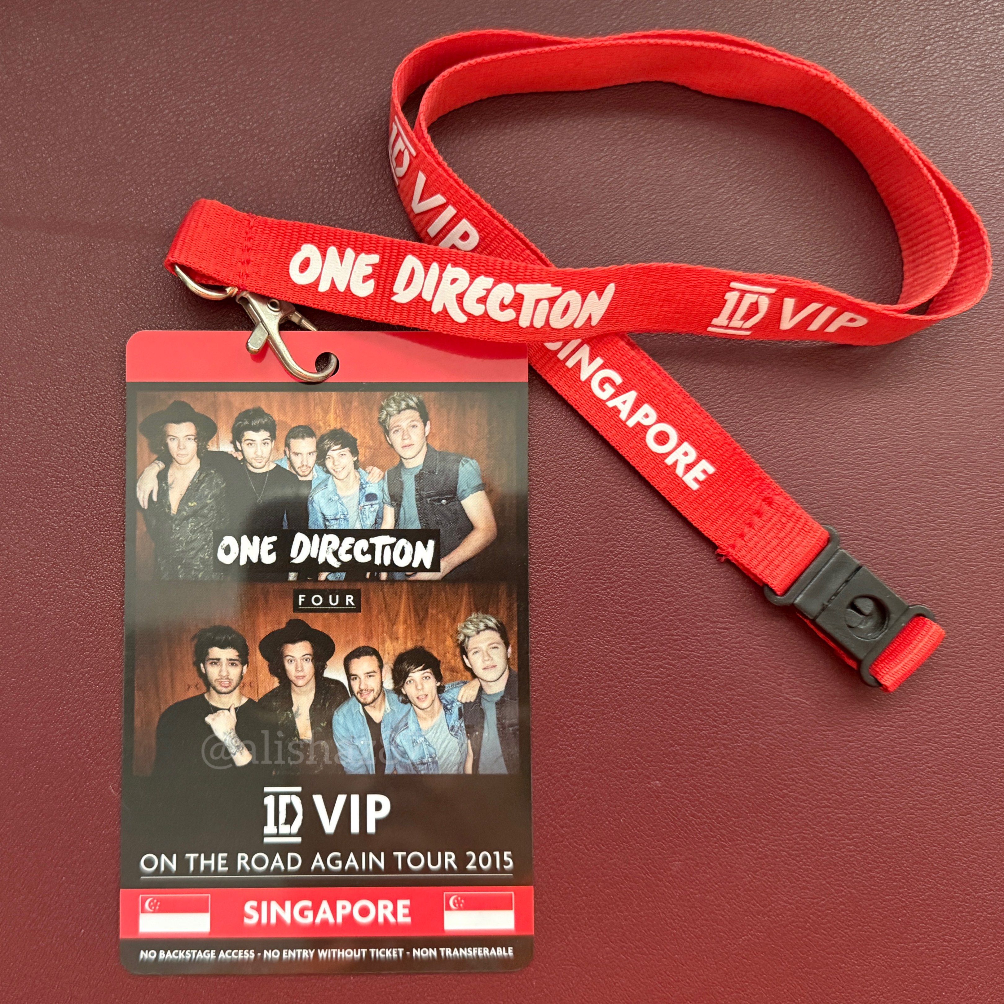 [WTS] Official Merchandise One Direction / 1D / VIP Concert Pass ...