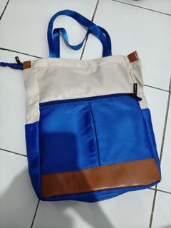 (Kategori: ) berada di . Dikirim oleh declutterbyputri (ID iklan 1418031897, Gambar 1). Deskripsi: .