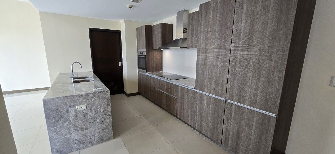 3BR with TRIPLE PARKING at St. Moritz Private Estates (Category: Apartments & Condos) located in Taguig. Submitted by carol.4 (Listing ID 1418175410, Image 3). Description: 💎THE ULTIMATE LUXURY: 3BR with TRIPLE PARKING at St. Moritz Private Estates ​This is the one you’ve been waiting for. A pristine, never-been-used 3-bedroom residence in the ultra-exclusive McKinley West, featuring the rarest asset in the city: THREE (3) Dedicated Parking Slot
