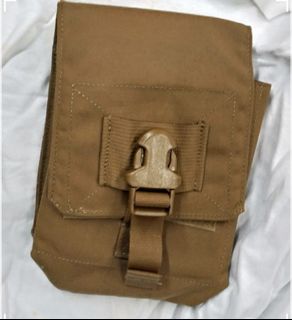 （分類：）位於 。 由 gearsurplushk 提交（商品編號 1418113092，圖片 1）。簡介： 。