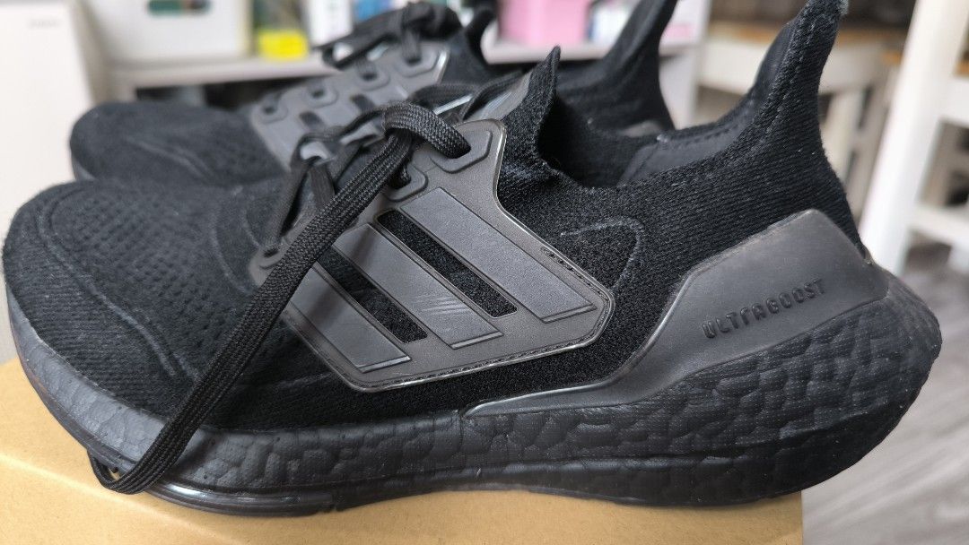 Adidas Ultraboost 21 W Black (Category: Sneakers) located in Rizal. Submitted by hellomulberries (Listing ID 1418045439, Image 3). Description: - Adidas Ultraboost 21 W - Color: Black - Size: US 5.5 UK 4, FR 36 2/3, JP 225 NO BOX RFS: OUTGROWN.