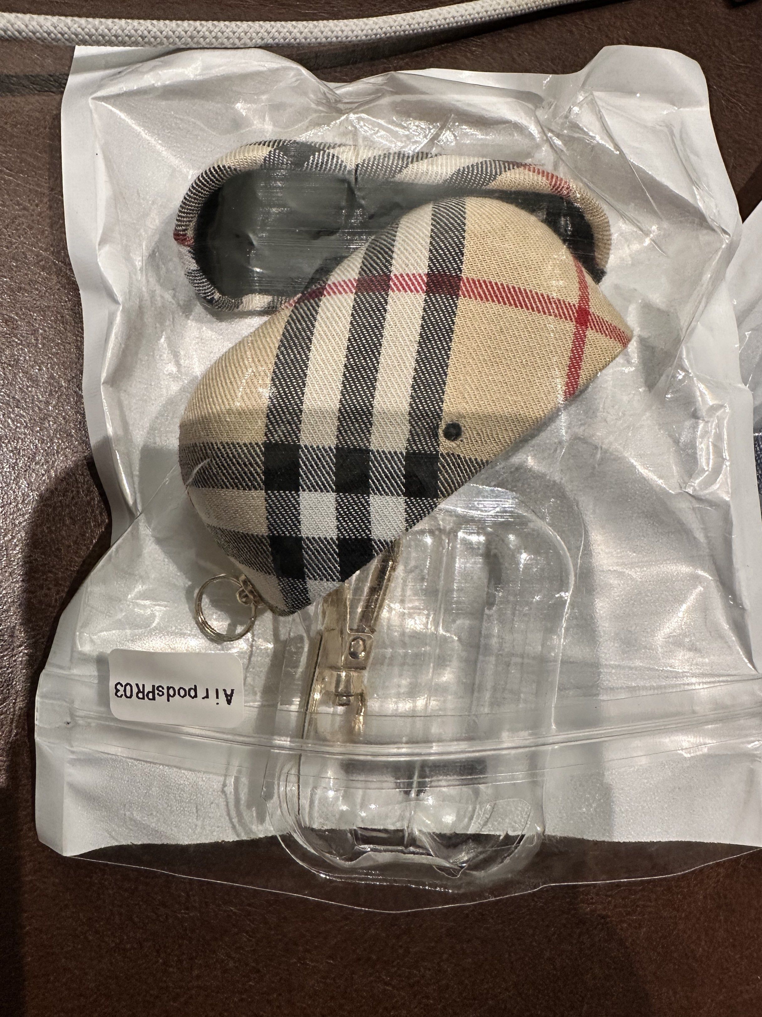 AirPods Pro 3 case65561051335169111