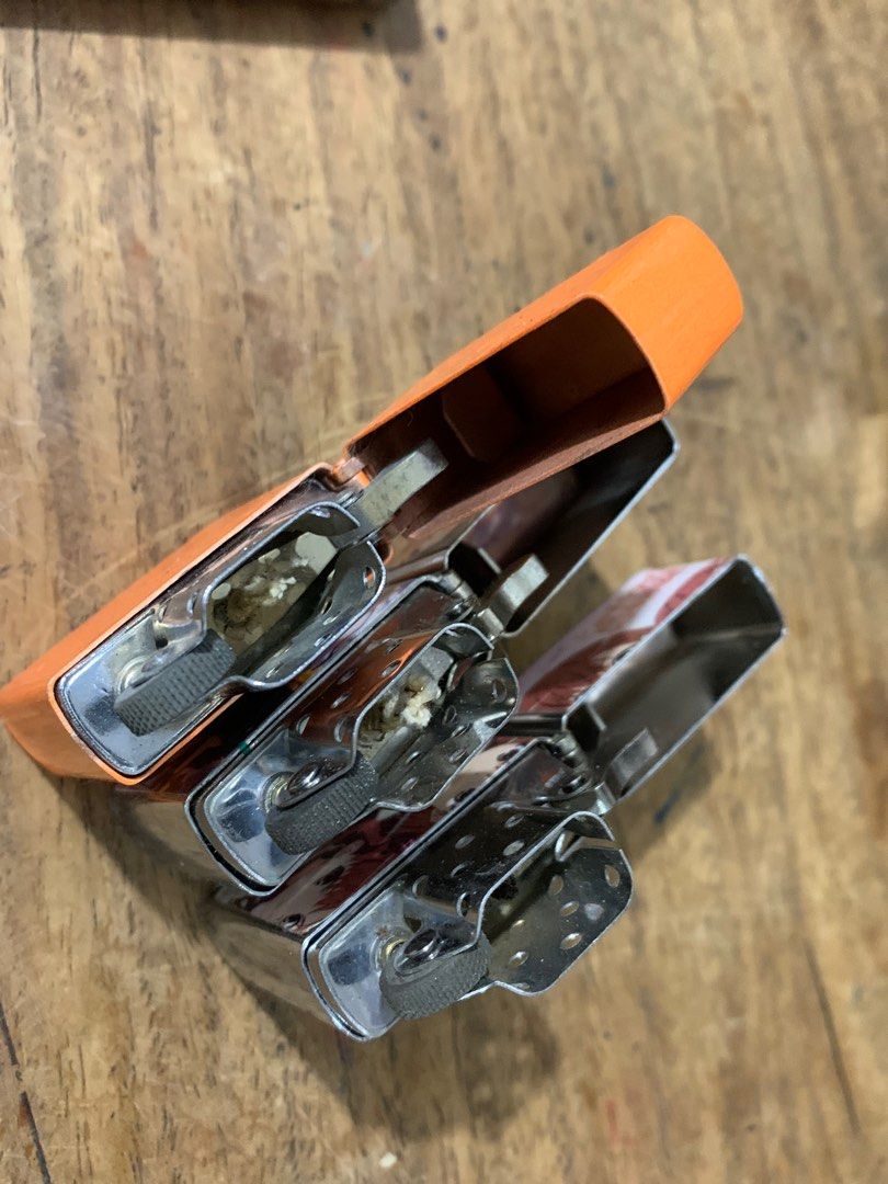 Anime windproof Lighter and Cigarette Case (Category: Vintage Collectibles) located in Manila. Submitted by miah_collectiblesurplus (Listing ID 1418188750, Image 3). Description: 700 pesos location: Valenzuela TAKE ALL ONLY lighter from Japan item .