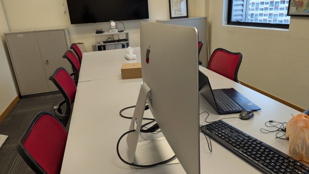 Apple iMac 27-inch65561098511747114