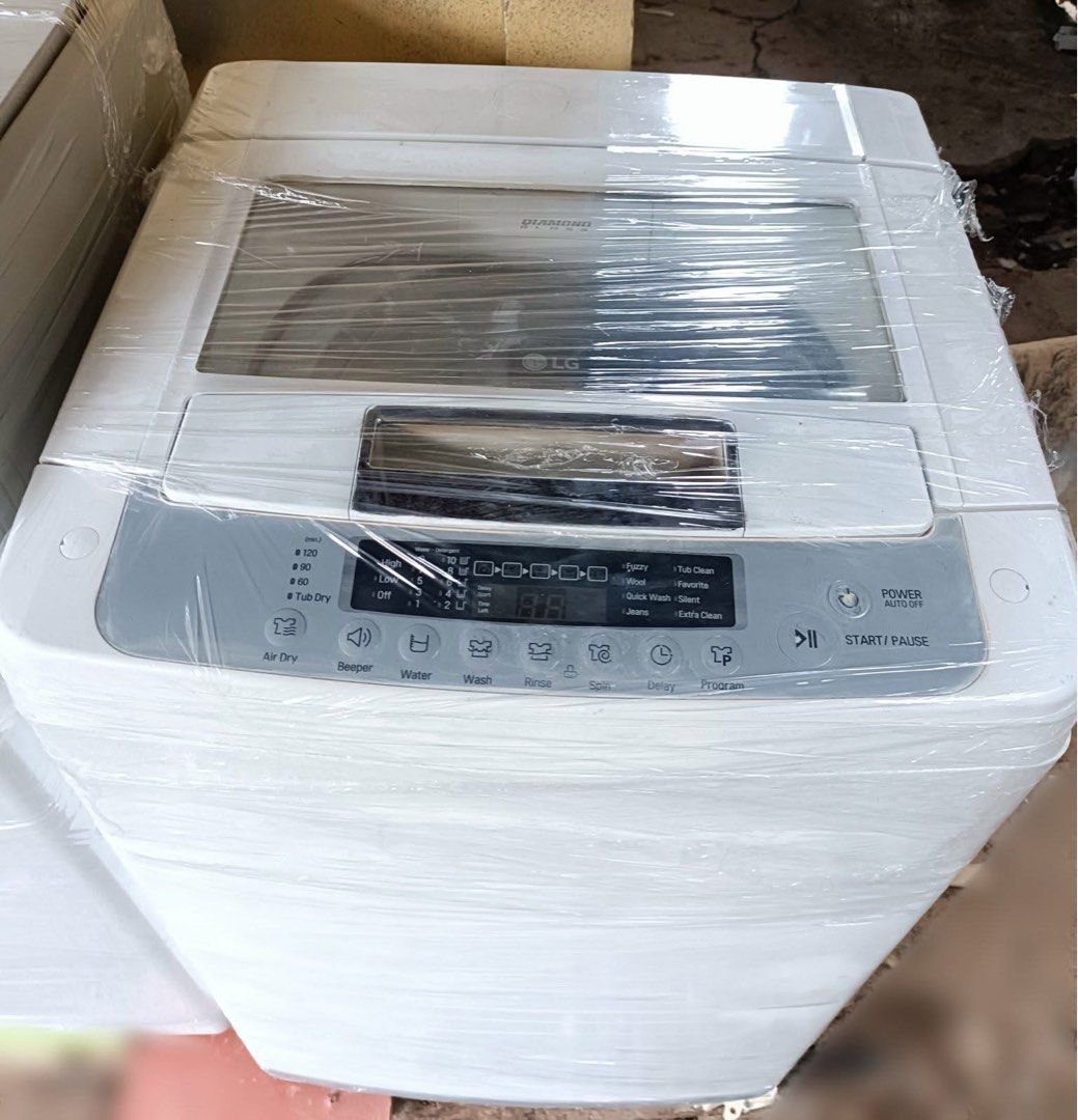 Automatic washing machine (Category: Washing Machines and Dryers) located in Manila. Submitted by micahozawa58156 (Listing ID 1418041783, Image 2). Description: 6500 na lang condo pull out no issues pm for more info .